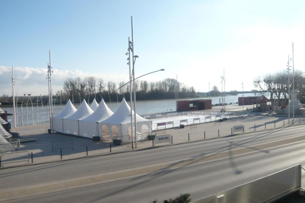 Hotel Quai De Saone Mâcon エクステリア 写真